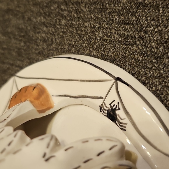 🤎🤍Blue Sky Heather Goldminc Ceramic Ghost Bear Figurine with Pumpkin - Picture 8 of 11